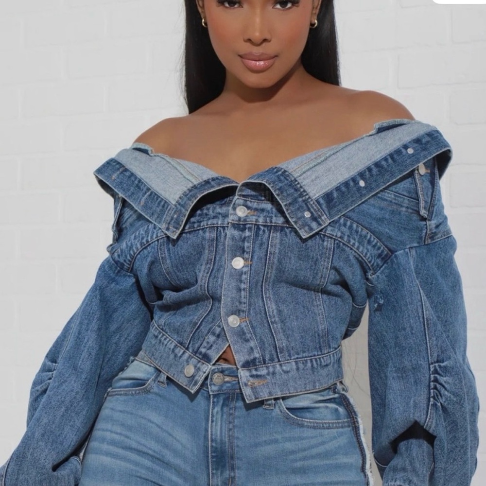 SWANK Blue Denim Off-Shoulder Jacket